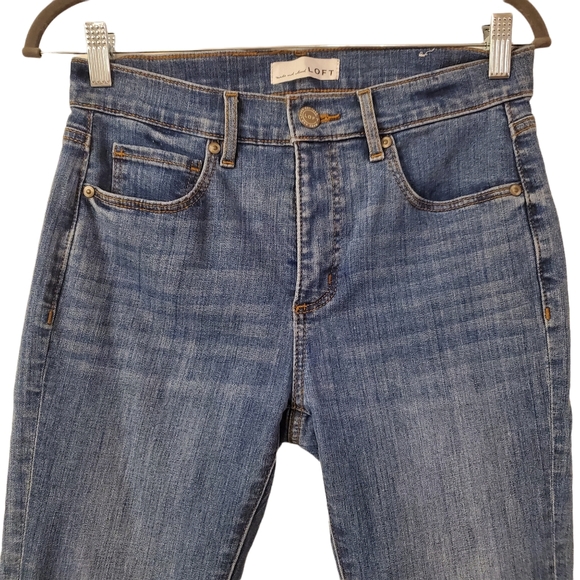 Loft Skinny Jeans Raw Hem - Picture 5 of 9